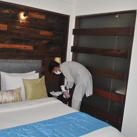 Virohaa Hotel Yeni Delhi Dış mekan fotoğraf