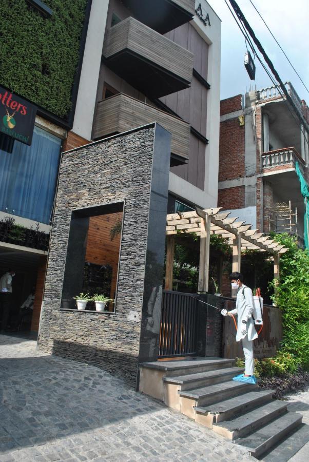 Virohaa Hotel Yeni Delhi Dış mekan fotoğraf