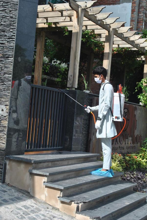 Virohaa Hotel Yeni Delhi Dış mekan fotoğraf