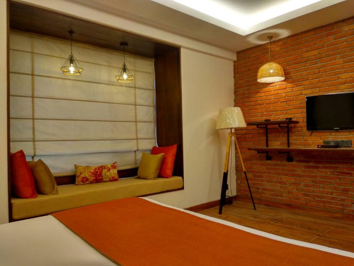 Virohaa Hotel Yeni Delhi Dış mekan fotoğraf